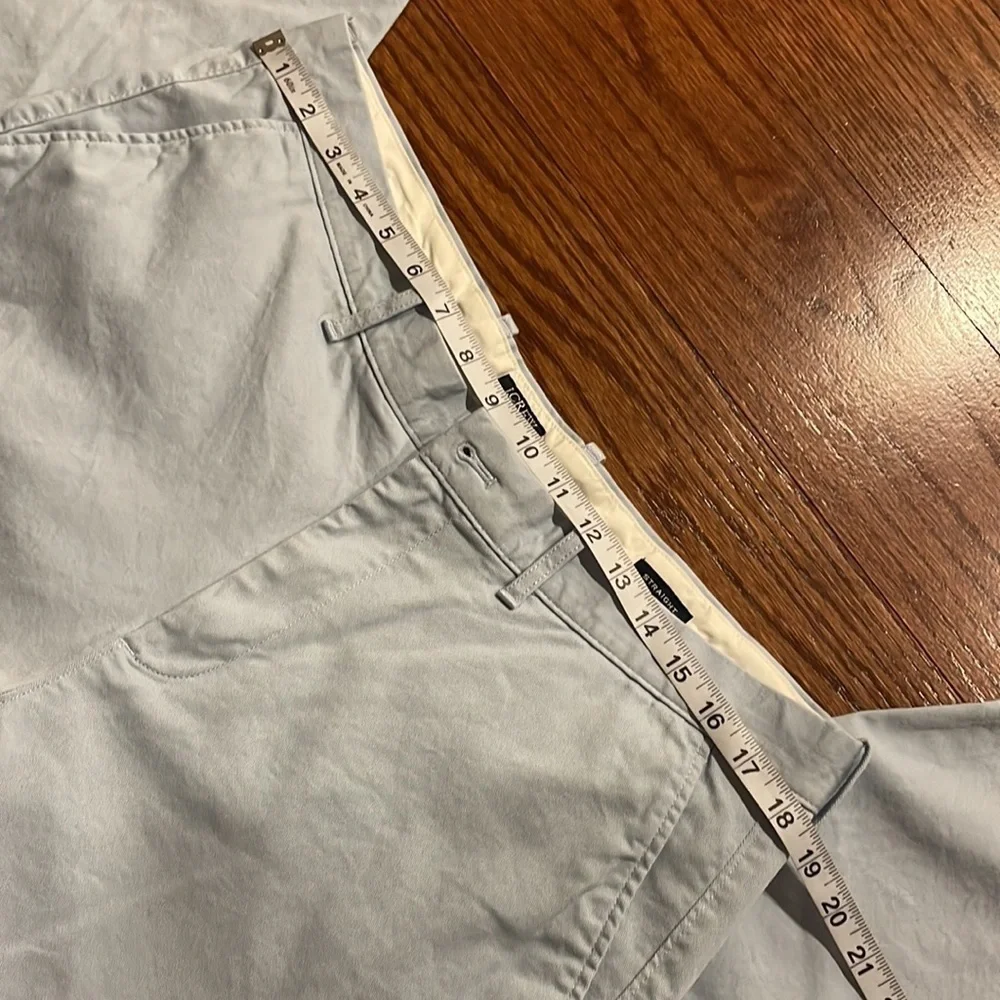 J CREW men’s Flex Straight cut Chino pants flat front 4 pocket light blue 36-30